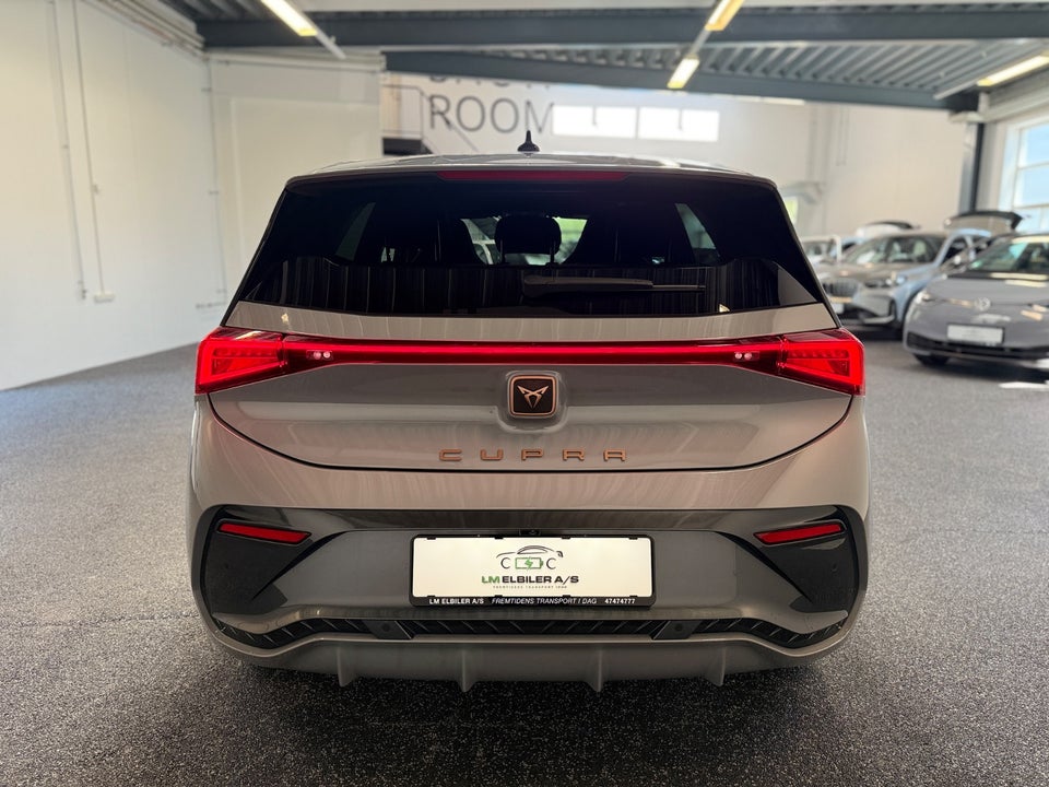 Cupra Born 58  5d