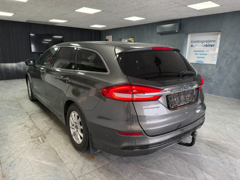 Ford Mondeo 2,0 HEV Titanium stc. CVT 5d