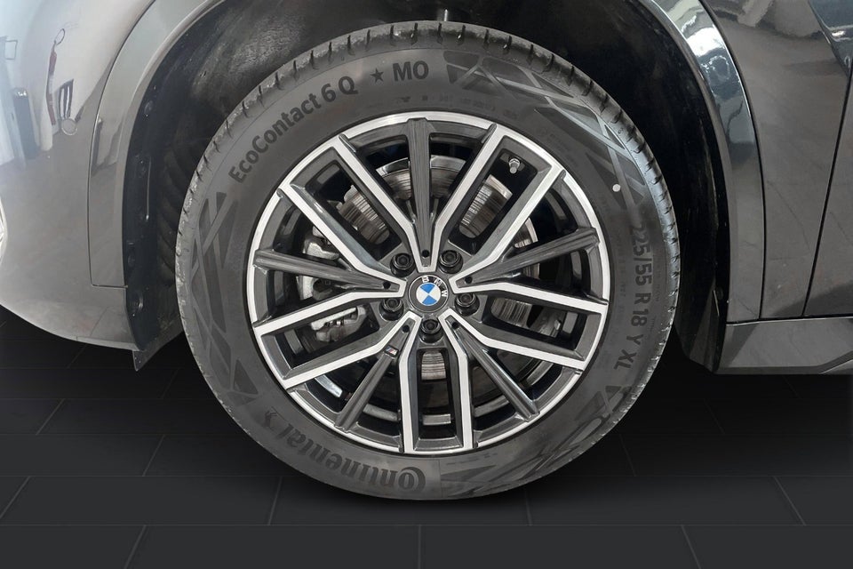 BMW iX1 xDrive30 M-Sport 5d