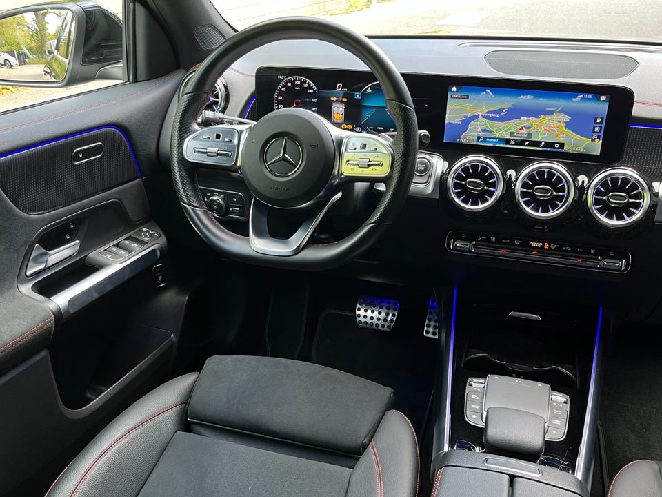 Mercedes EQB300 AMG Line 4Matic 5d