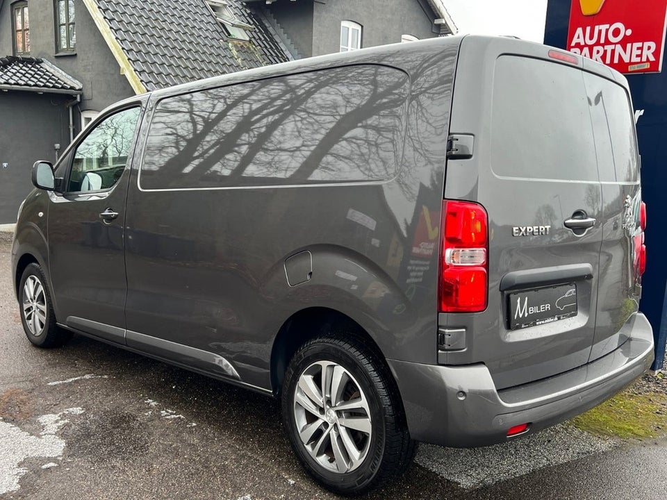 Peugeot Expert 2,0 BlueHDi 122 L2 Ultimate EAT8 Van