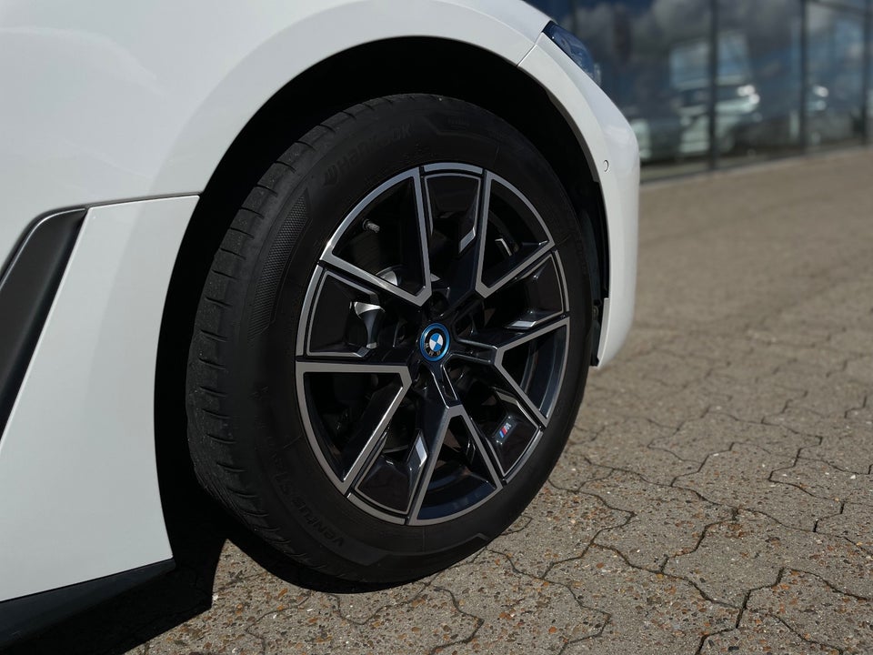 BMW i4 eDrive40 5d