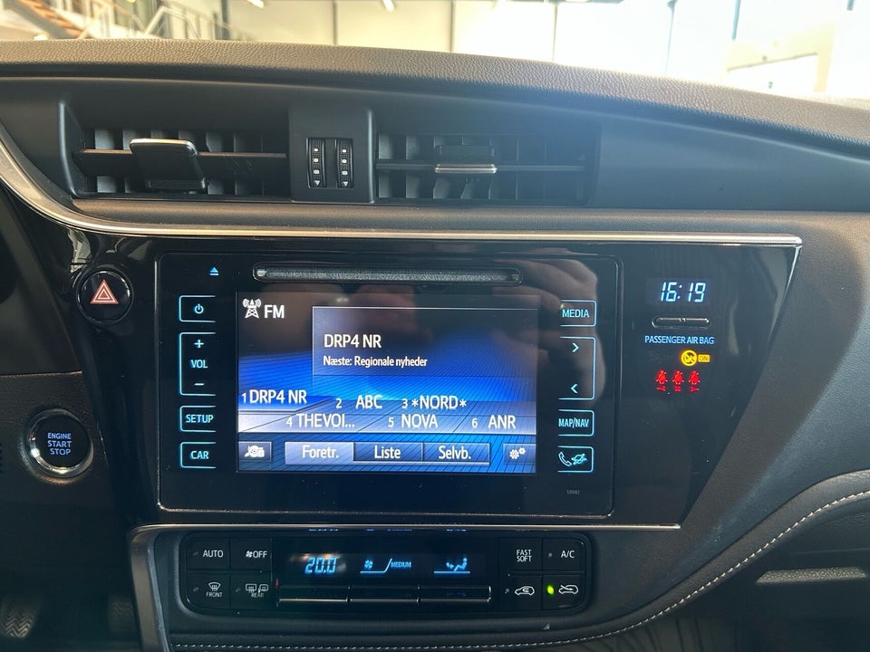Toyota Auris 1,2 T T2 Spirit 5d