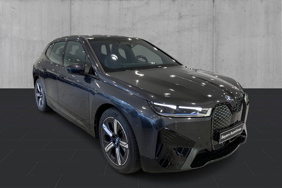 BMW iX xDrive40 Super Charged Sport 5d