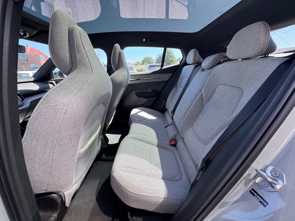 Volvo EX30 Extended Range Ultra 5d