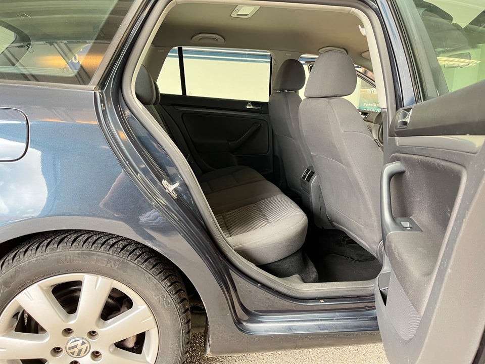 VW Golf V 1,4 TSi 122 Trendline Variant 5d