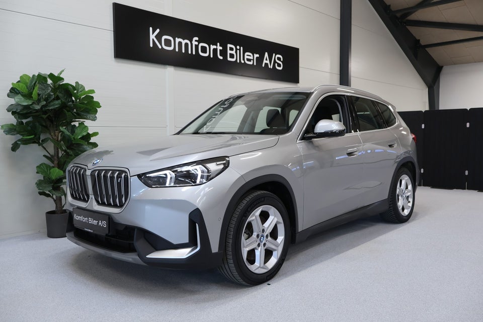 BMW iX1 xDrive30 5d