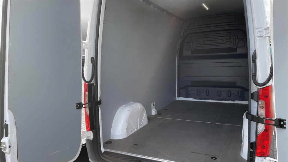 Mercedes Sprinter 215 2,0 CDi A2 Kassevogn aut. FWD