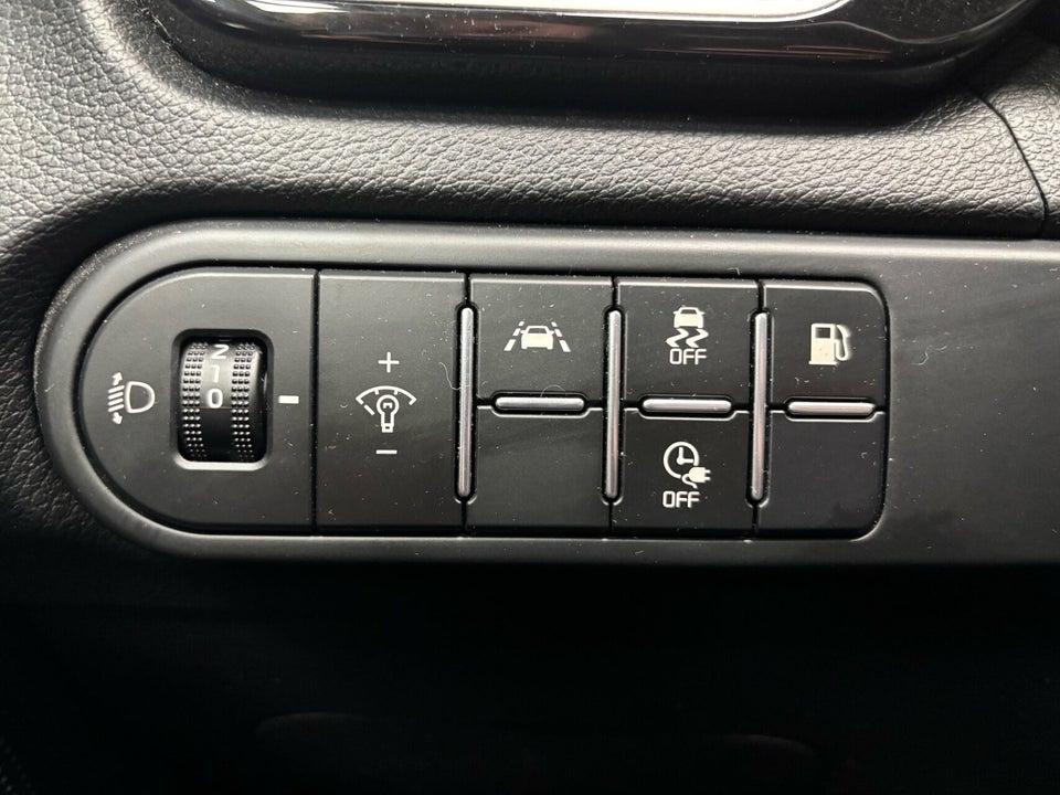 Kia Ceed 1,6 PHEV Prestige SW DCT 5d