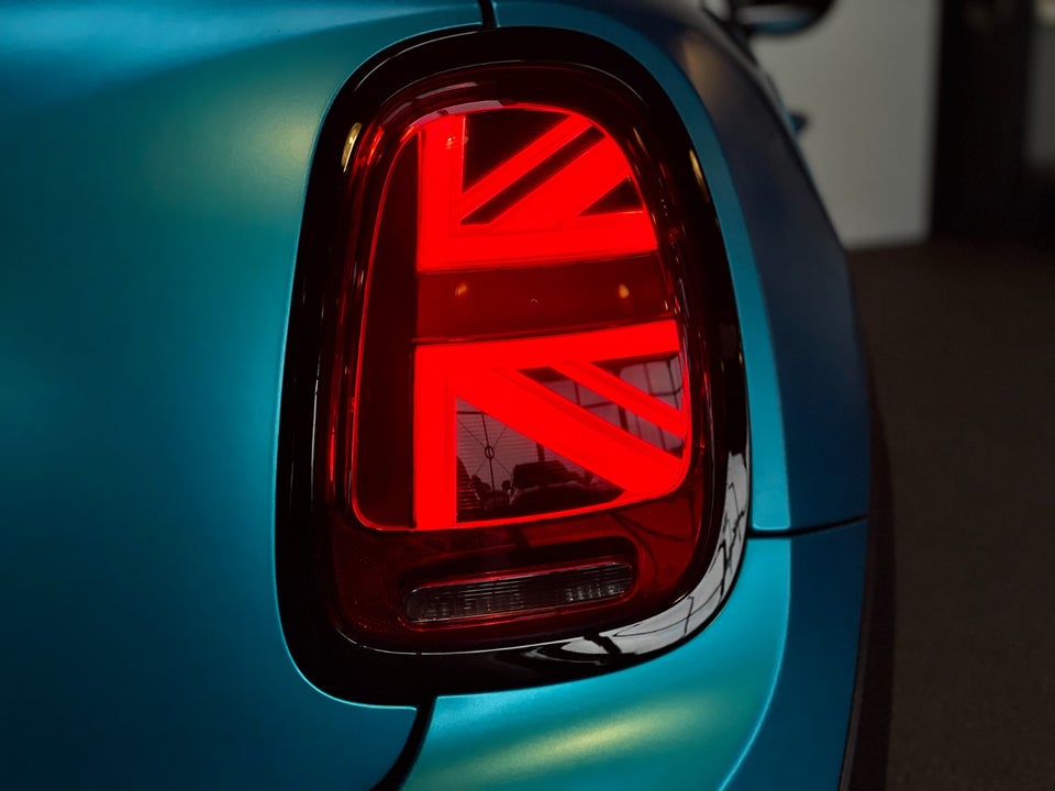 MINI Cooper SE Maximise 3d