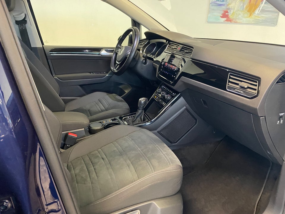 VW Touran 1,5 TSi 150 Highline Family DSG 7prs 5d