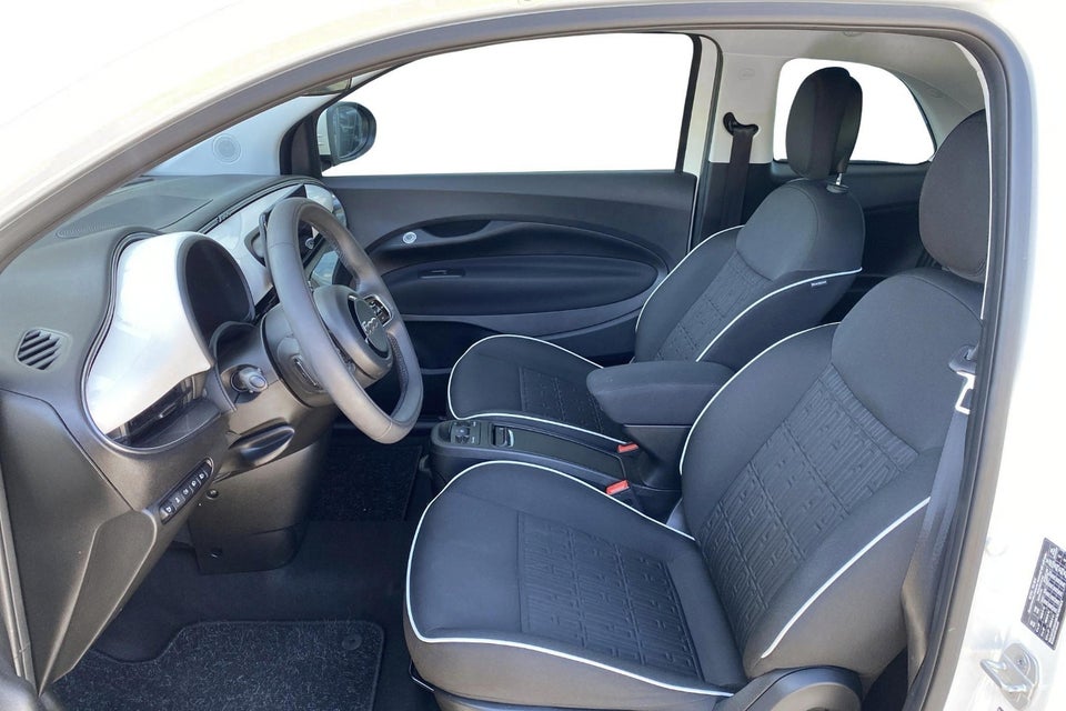 Fiat 500e 42 Icon Cabrio 2d