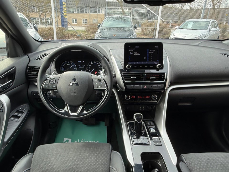 Mitsubishi Eclipse Cross 2,4 PHEV Intense CVT 4WD 5d