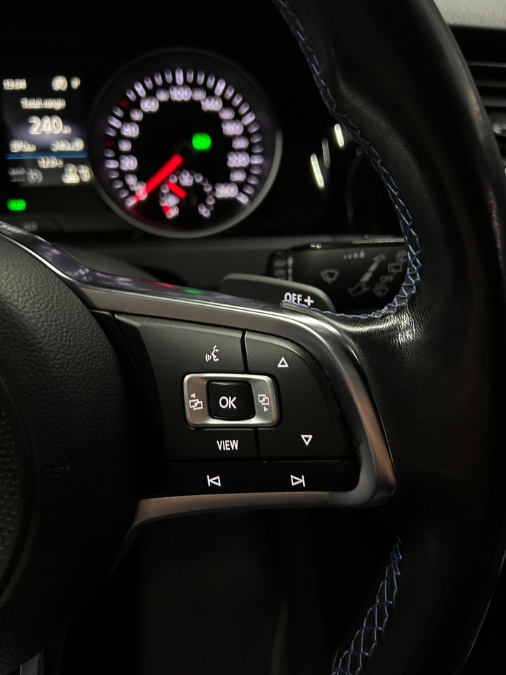 VW Golf VII 1,4 GTE DSG 5d