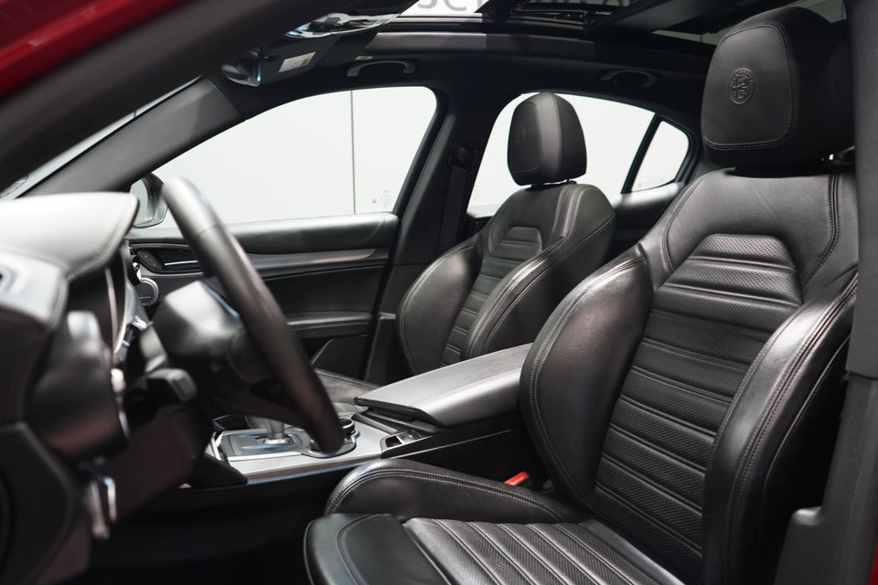 Alfa Romeo Stelvio 2,2 JTD 210 Super aut. Q4 5d