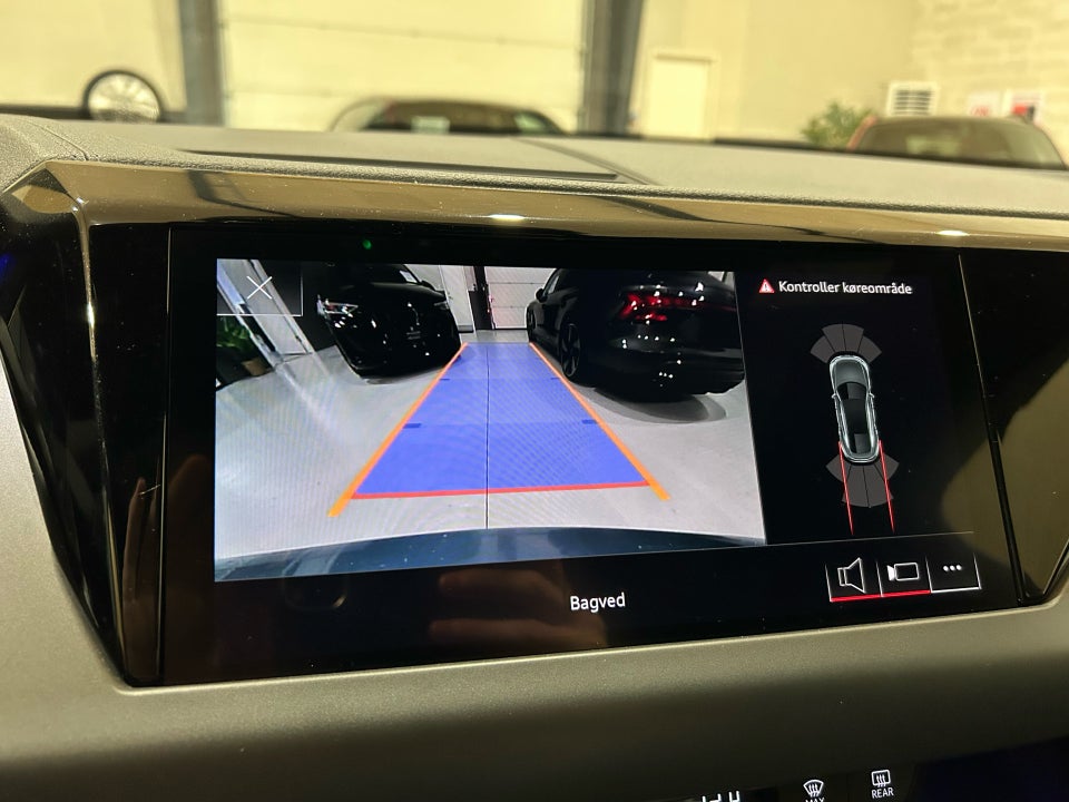 Audi e-tron GT quattro 4d