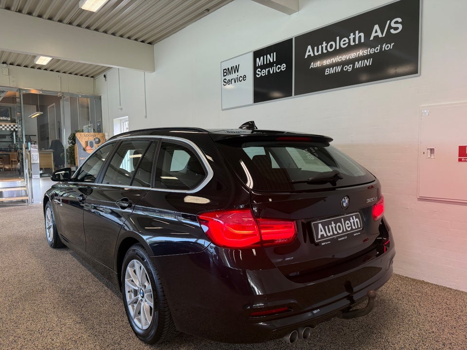 BMW 320d 2,0 Touring Advantage aut. 5d