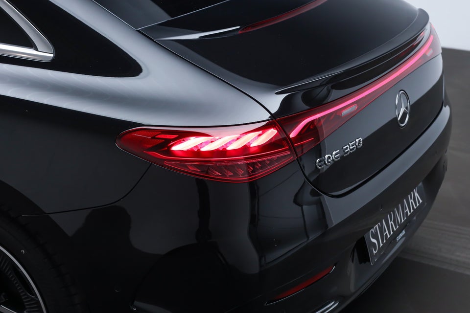 Mercedes EQE350 AMG Line 4d