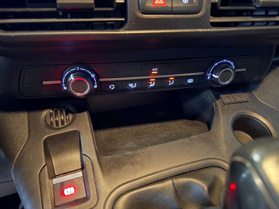 Peugeot Partner 1,5 BlueHDi 100 L1V1 Ultimate Van