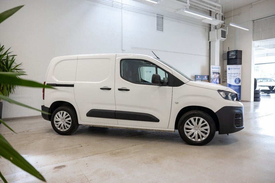 Peugeot Partner 1,5 BlueHDi 100 L1V1 Plus Van