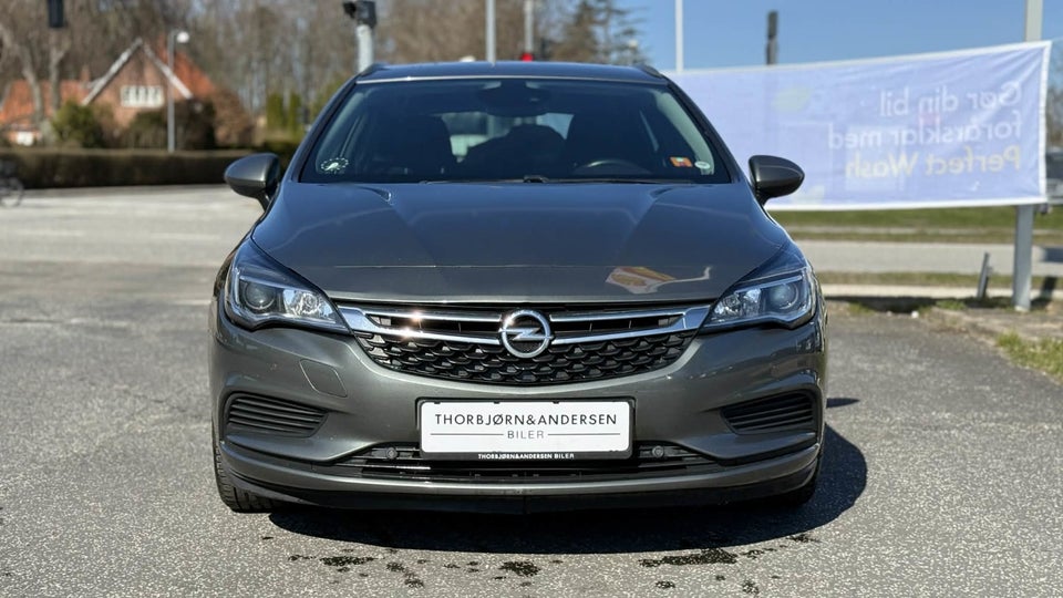Opel Astra 1,6 CDTi 136 Enjoy Sports Tourer 5d