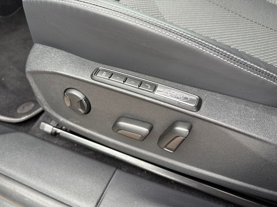 Ford Explorer 82 Select Extended Range 5d