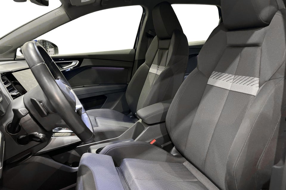 Audi Q4 e-tron 40 S-line 5d