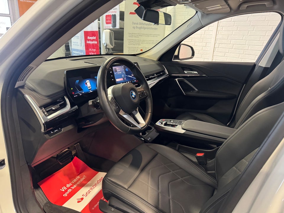 BMW iX1 eDrive20 X-Line 5d