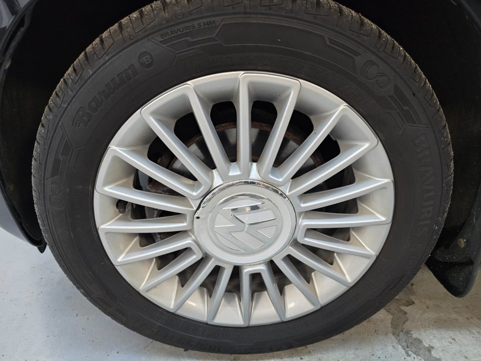 VW Up! 1,0 60 High Up! BMT 5d