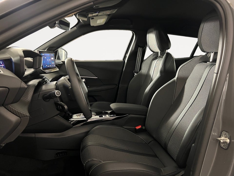 Peugeot e-2008 50 GT 5d