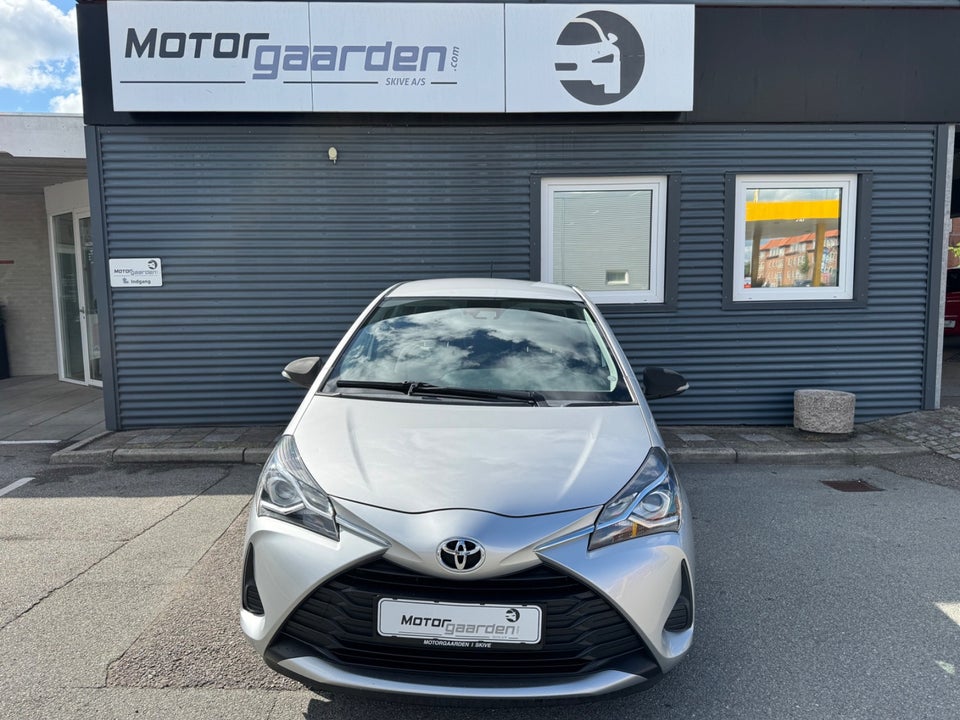 Toyota Yaris 1,0 VVT-i T2 5d