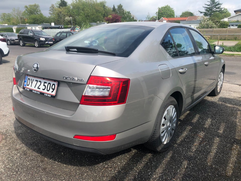 Skoda Octavia 1,2 TSi 105 Ambition 5d