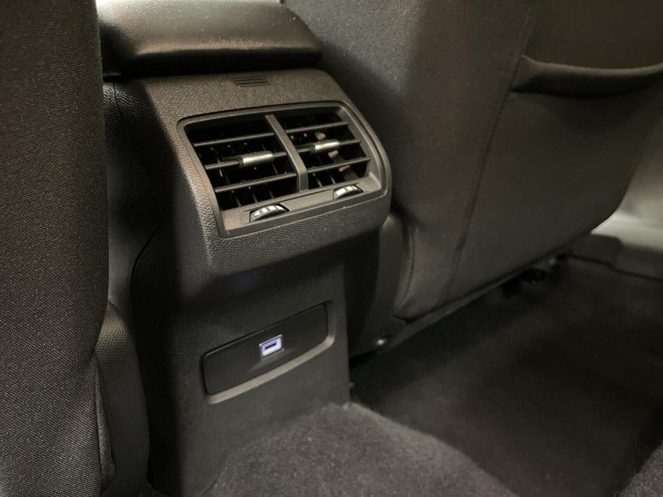 Citroën ë-C4 X 54 Plus 4d