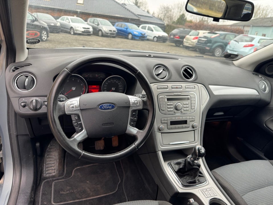 Ford Mondeo 2,0 Trend stc. 5d