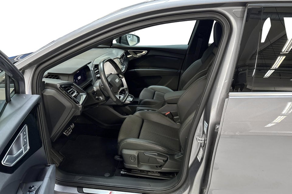 Audi Q4 e-tron 40 Attitude 5d