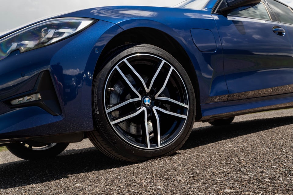 BMW 330e 2,0 Sport Line aut. 4d