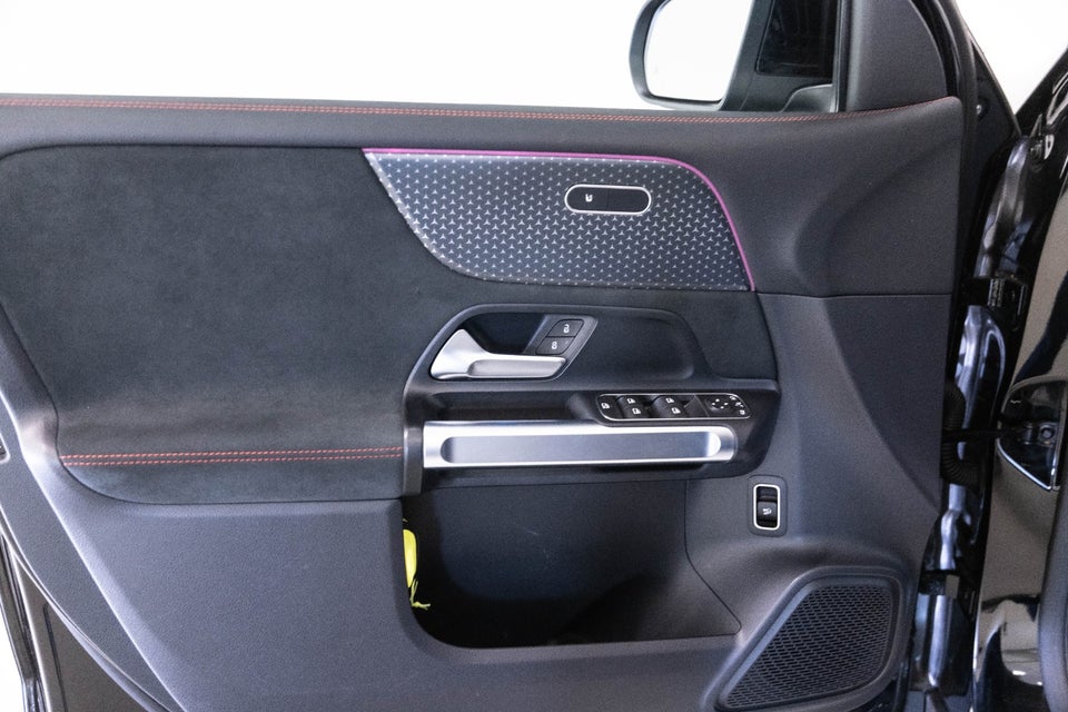 Mercedes EQB250+ AMG Advance 5d