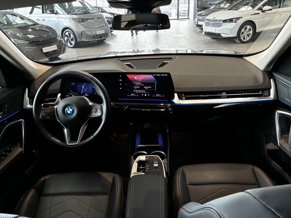 BMW iX1 eDrive20 X-Line 5d