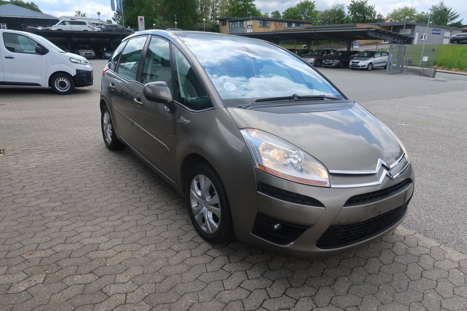 Citroën C4 Picasso 1,8 16V VTR+ 5d