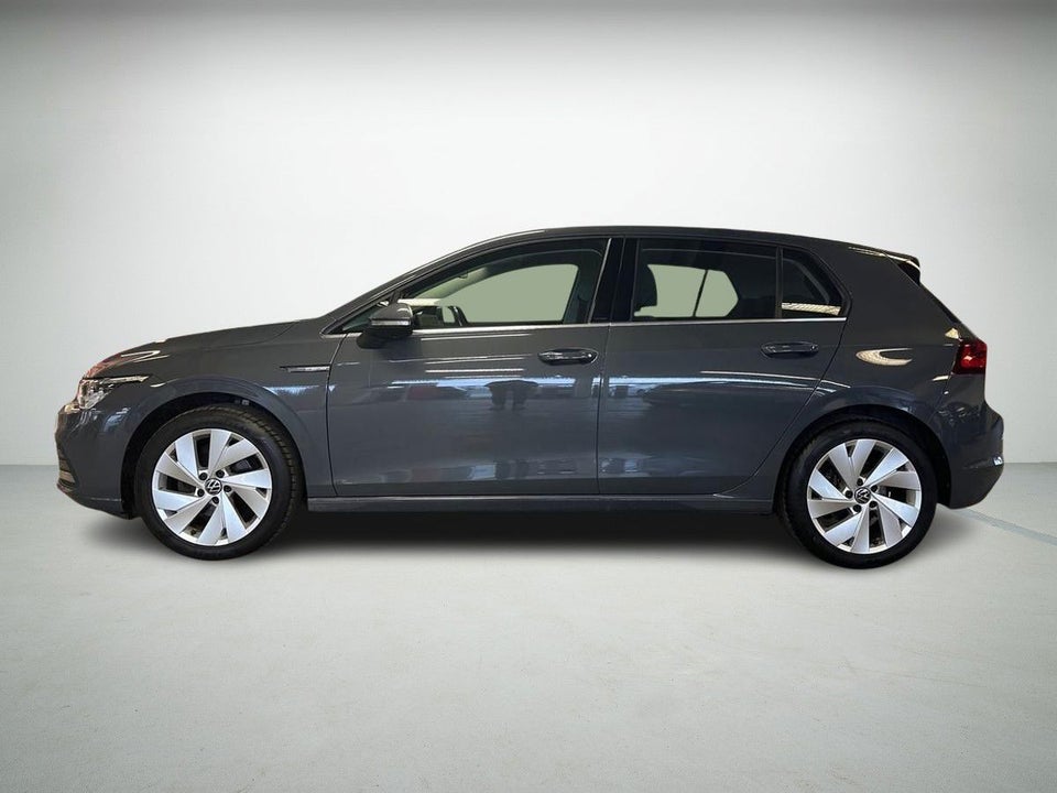 VW Golf VIII 1,5 eTSi 150 Style DSG 5d