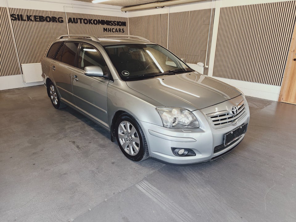 Toyota Avensis 1,8 VVT-i Sol stc. 5d