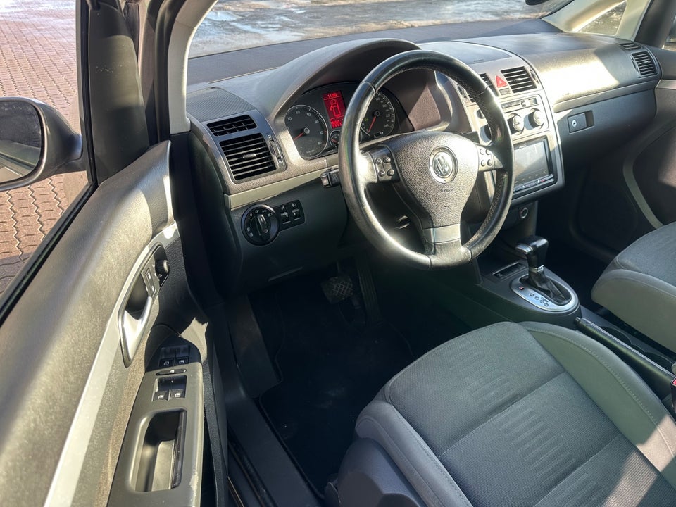 VW Touran 1,4 TSi 140 Highline DSG 7prs 5d