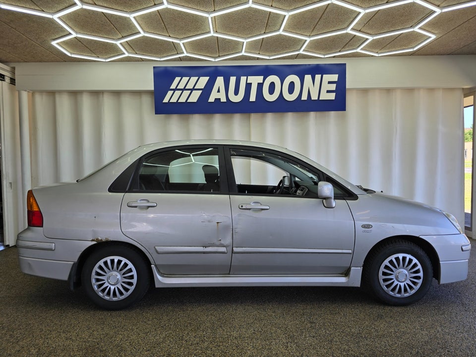 Suzuki Liana 1,6 GLS 4d