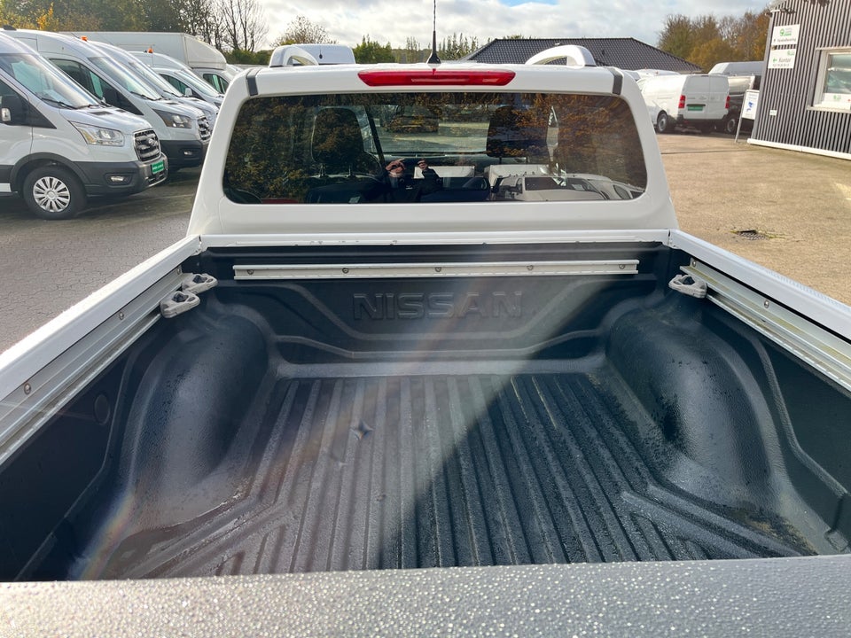 Nissan Navara 2,3 dCi 160 Db.Kab N-Connecta 4d