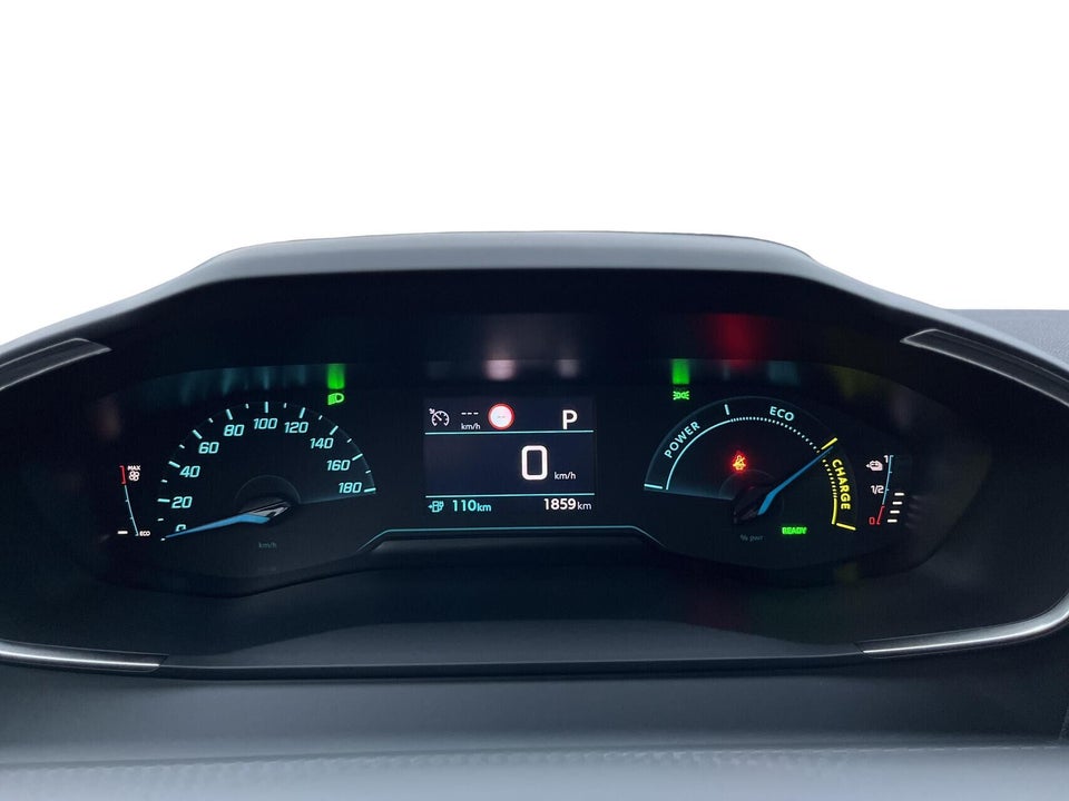 Peugeot e-208 50 Style 5d