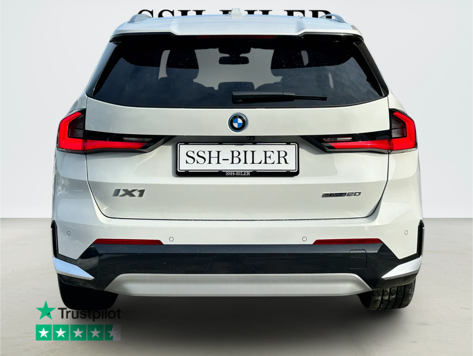 BMW iX1 eDrive20 X-Line 5d