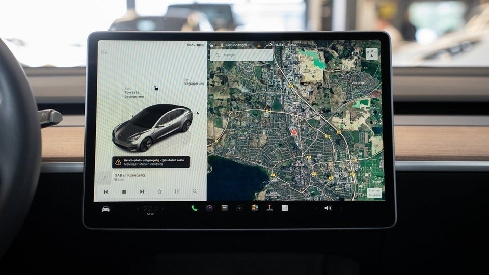 Tesla Model 3 Long Range AWD 4d