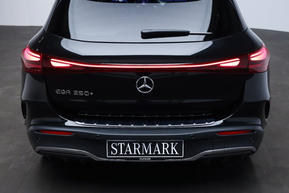 Mercedes EQA250+ AMG Premium 5d