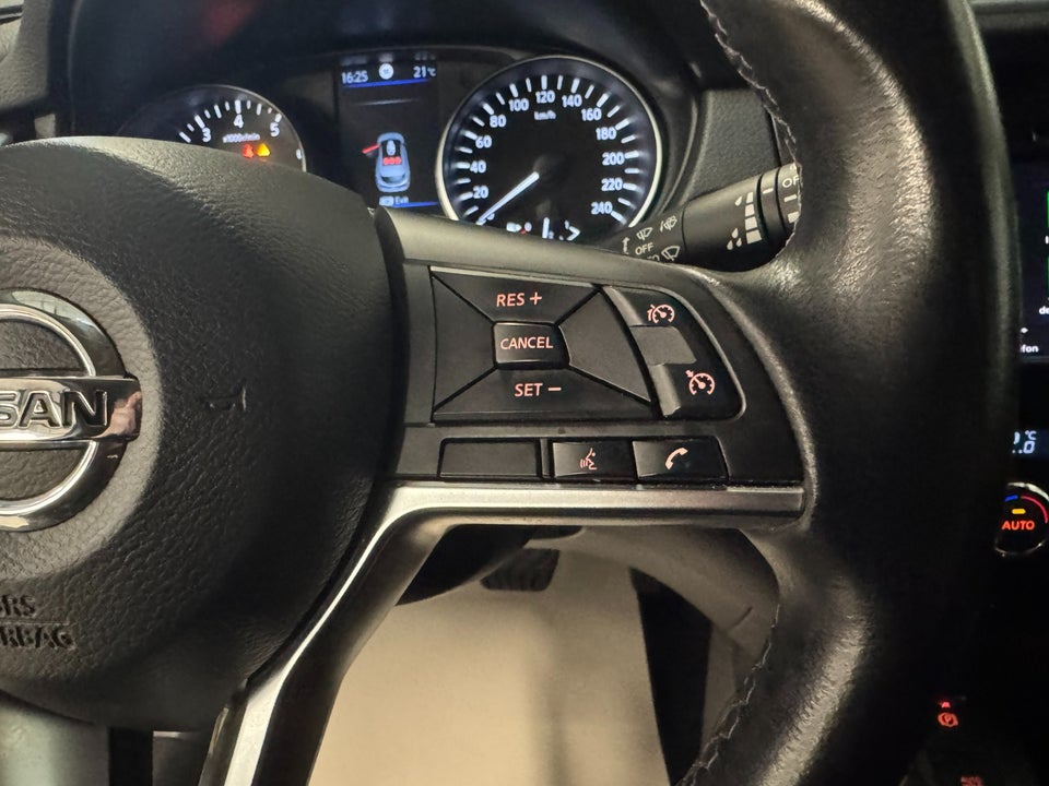 Nissan Qashqai 1,3 Dig-T 160 N-Connecta DCT 5d