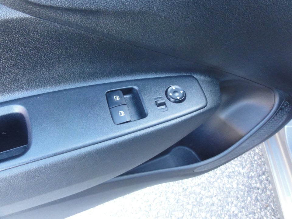 Hyundai i10 1,0 MPi Advanced 5d